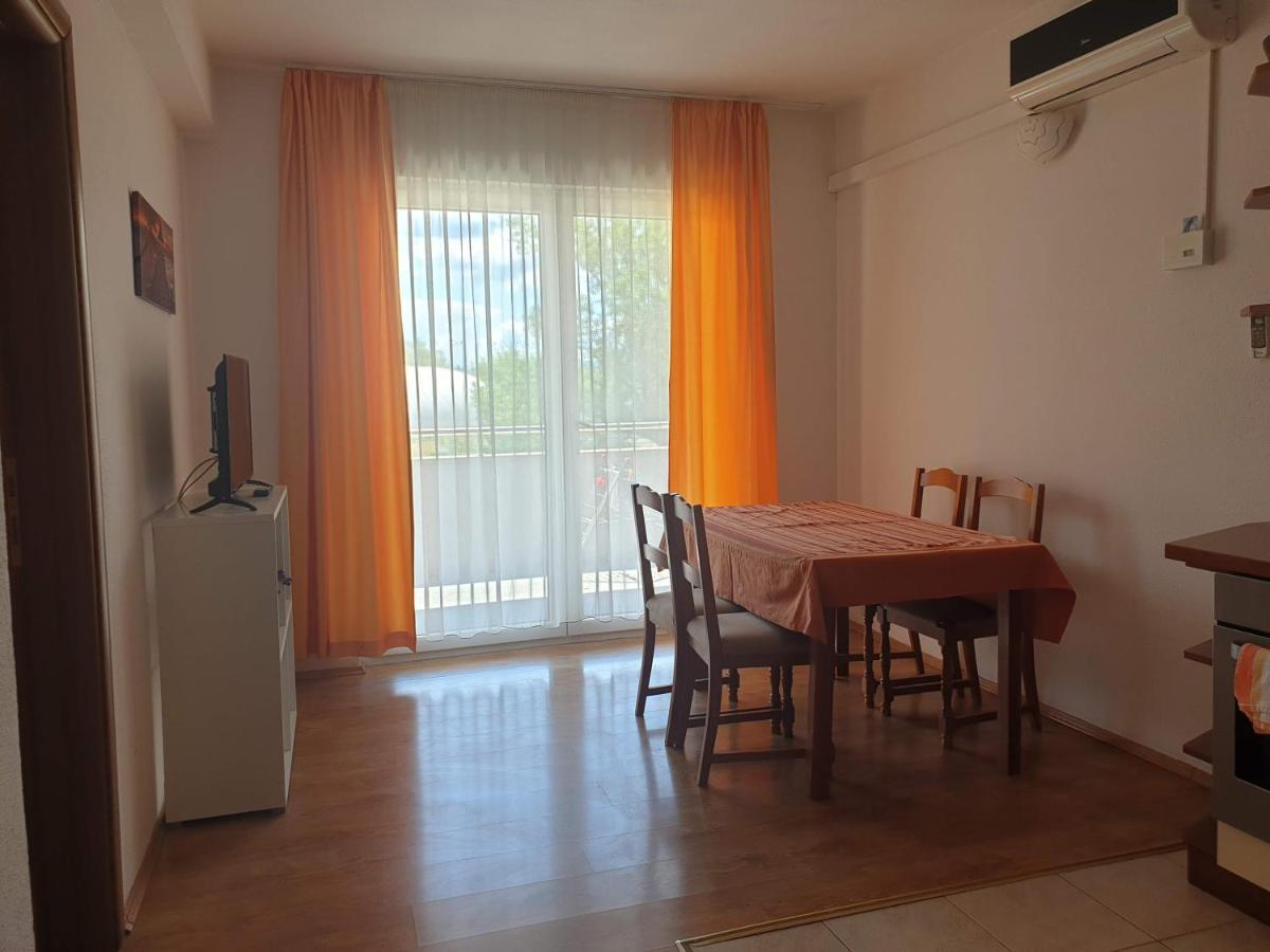 Apartment Perica Omiš Εξωτερικό φωτογραφία