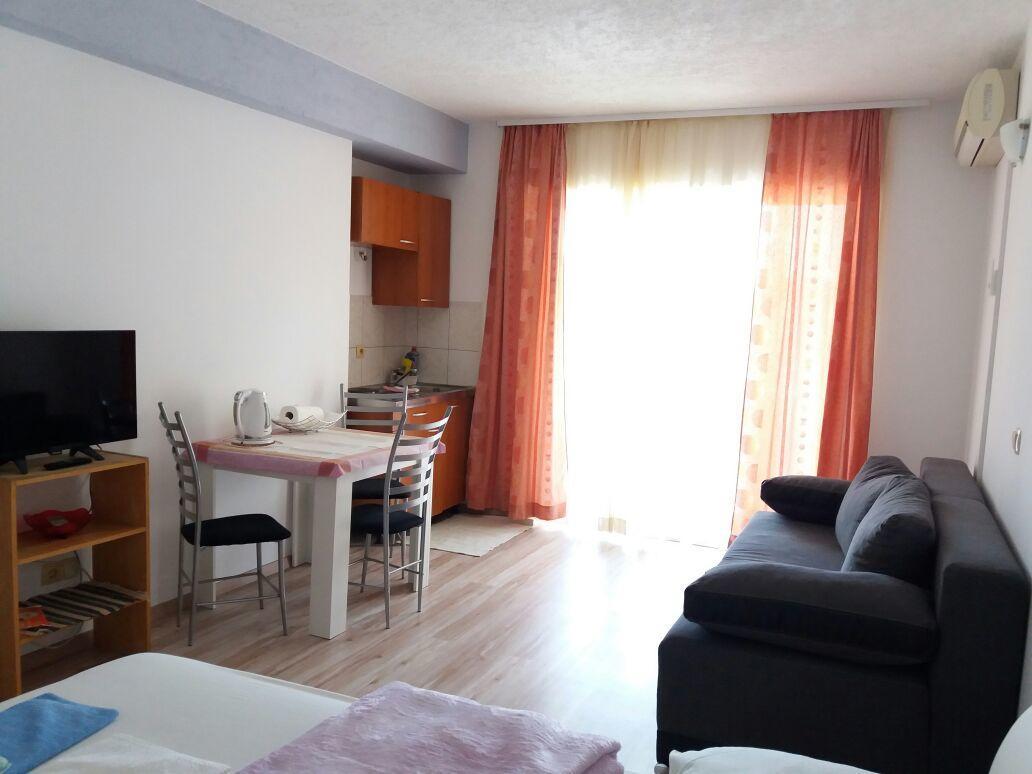 Apartment Perica Omiš Εξωτερικό φωτογραφία
